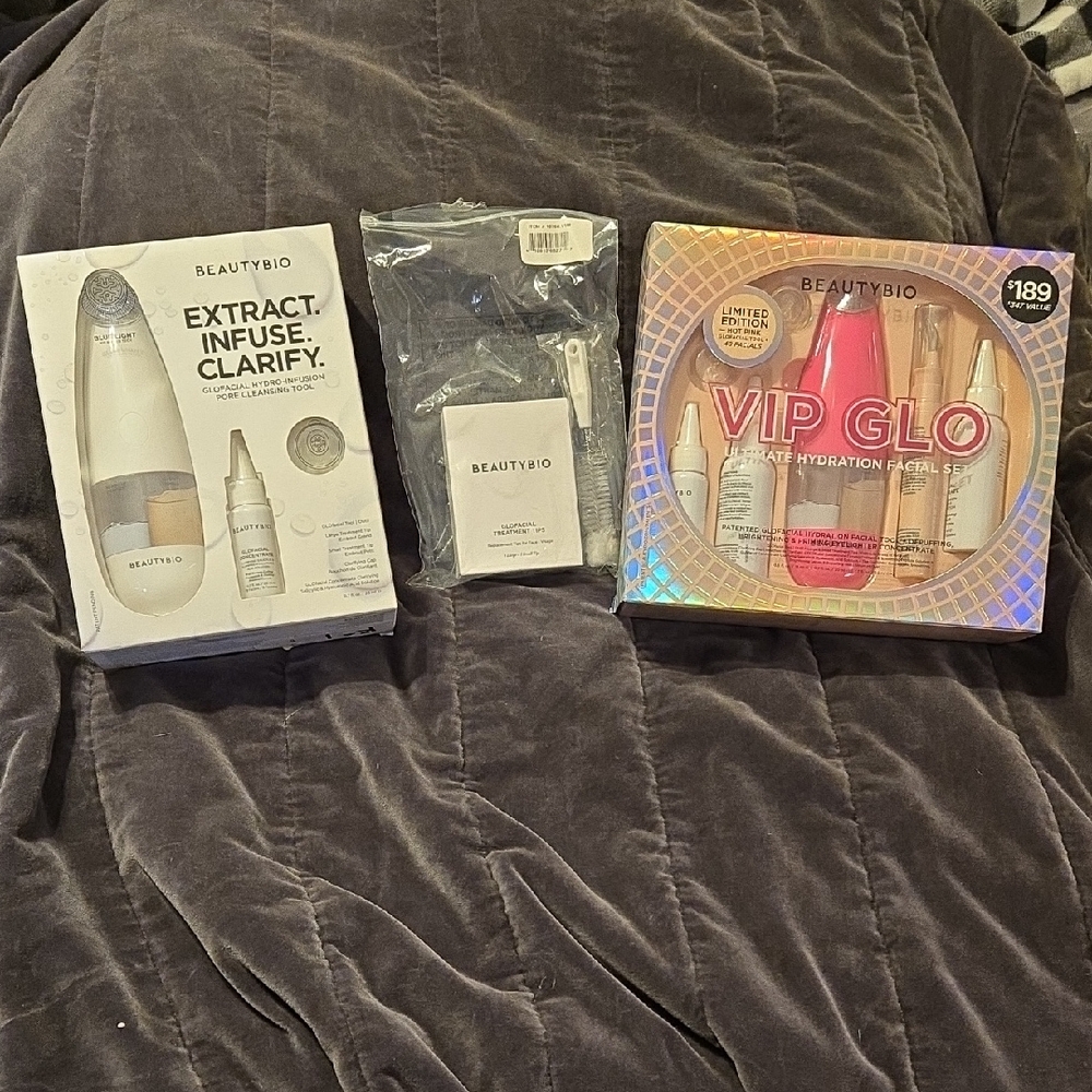 BEAUTYBIO VIP GLO Hydration Facial Set - LIMITED EDITION Pink